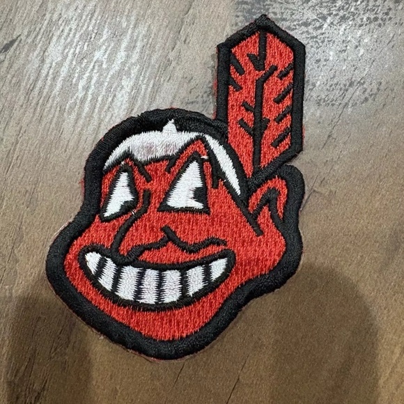 Vintage MLB CLEVELAND INDIANS BASEBALL  CHIEF WAHOO TEAM Embroidered LOGO PATCH - Picture 1 of 6